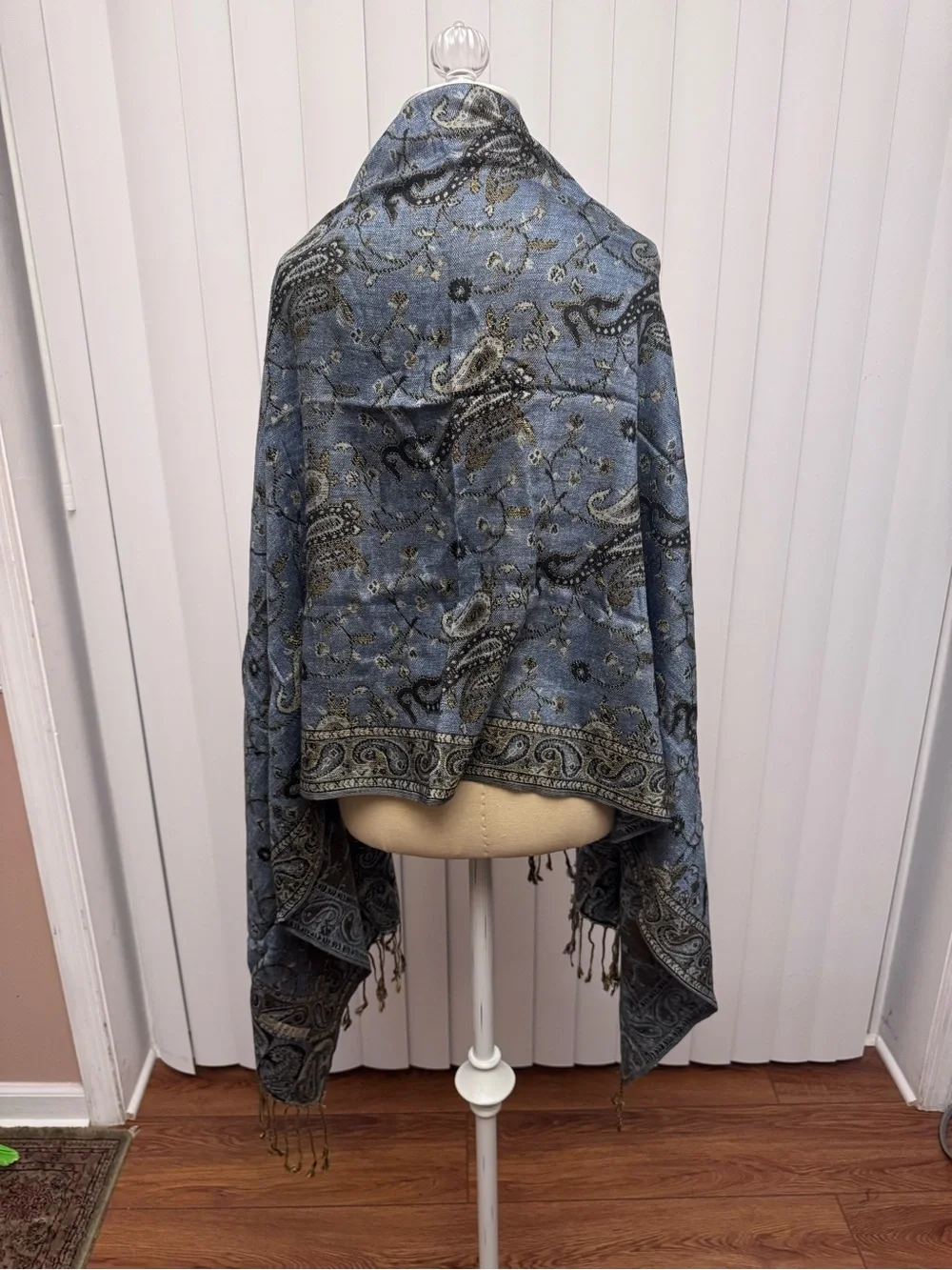 Pashmina Women's Paisley Fringe Shawl Coat - Blue